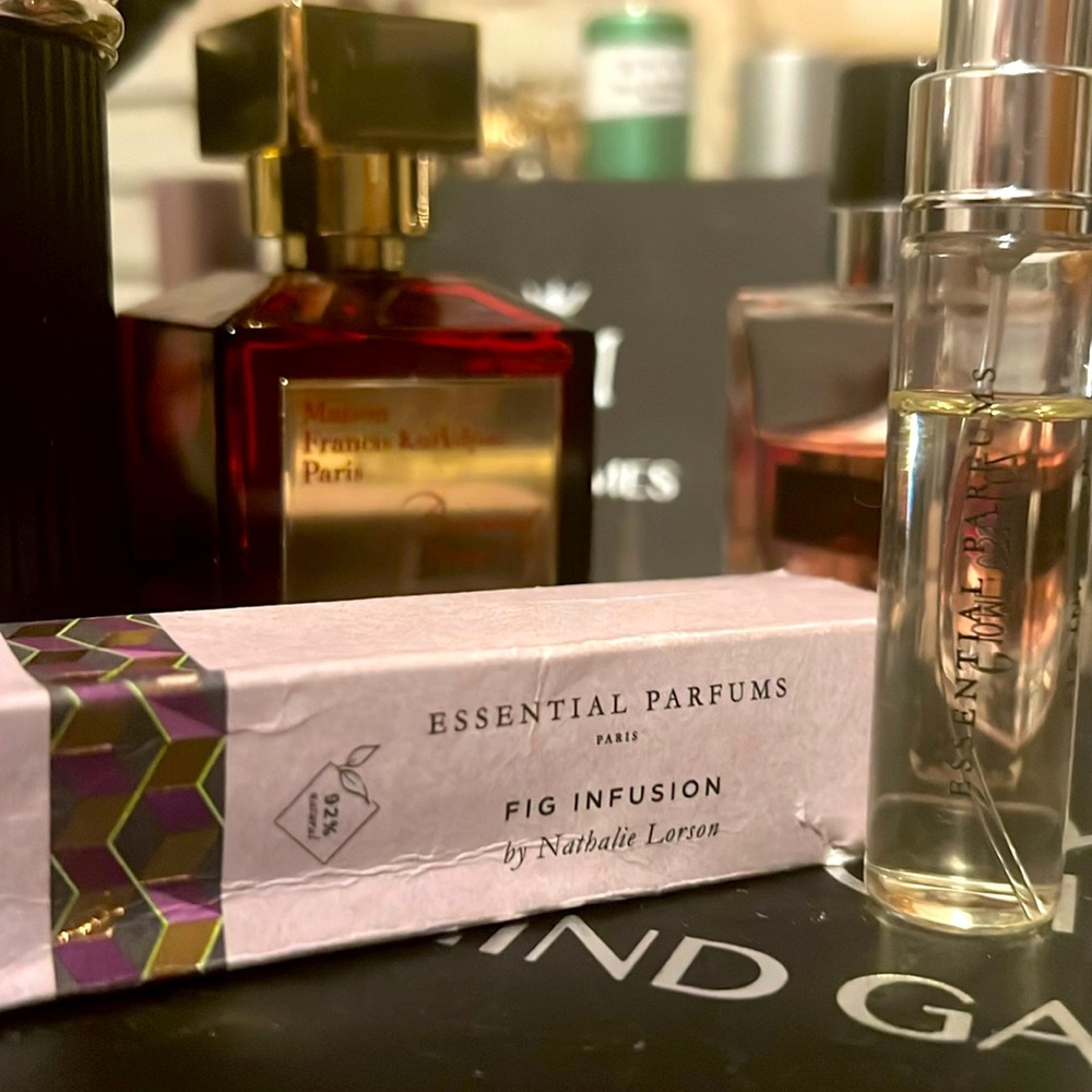 FIG INFUSION BY ESSENTIAL PARFUMS PARIS 10ml travel spray slightly used